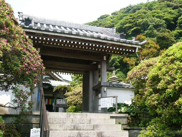 田代寺の山門