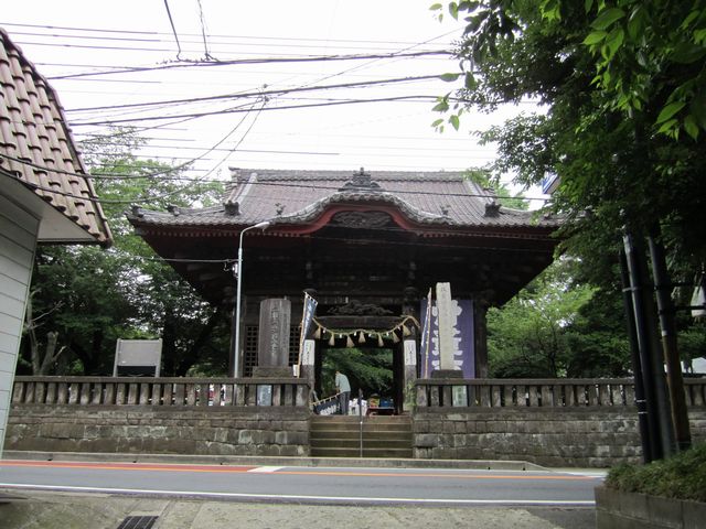 千葉寺の山門