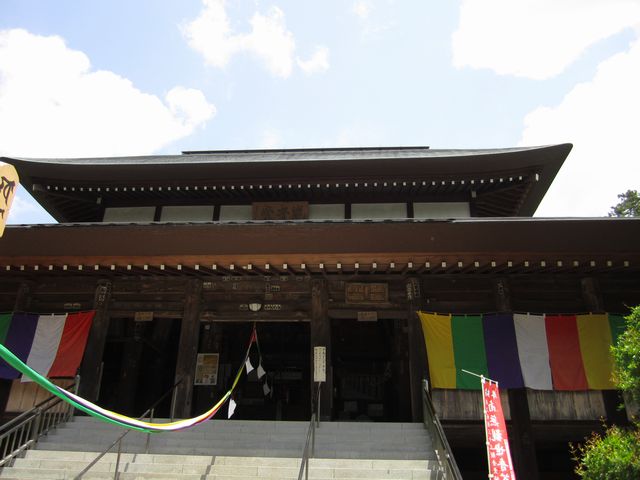 高蔵寺の本堂